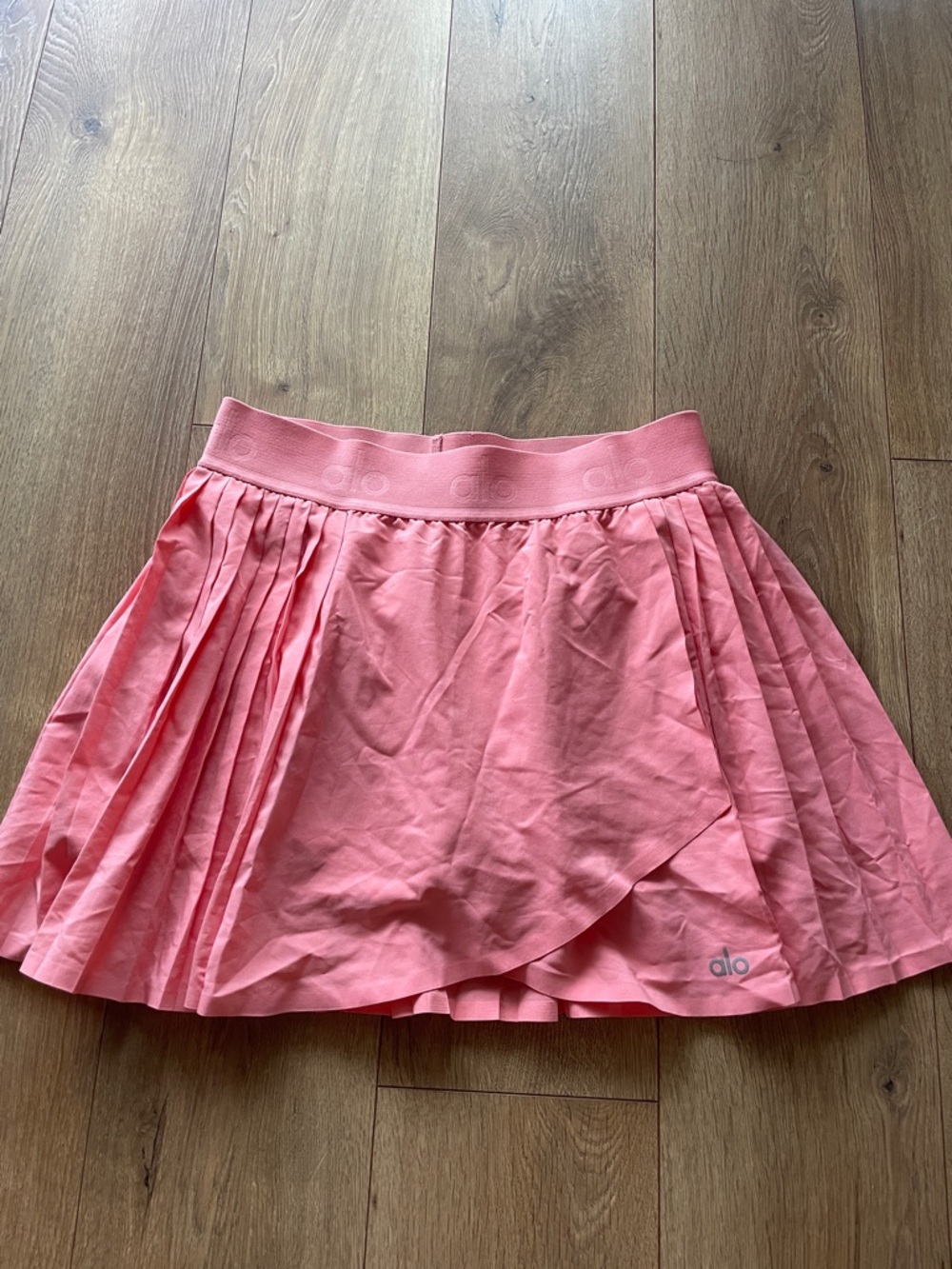 ALO Yoga Coral Pink Pleated Skirt with Built-In Short